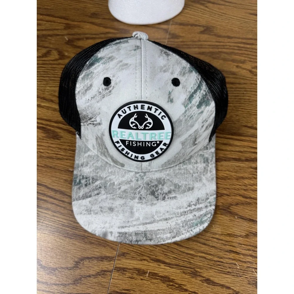 Realtree Hat Cap Snap Back Mens‎ One Size Gray Black Trucker Mesh Patch Fishing